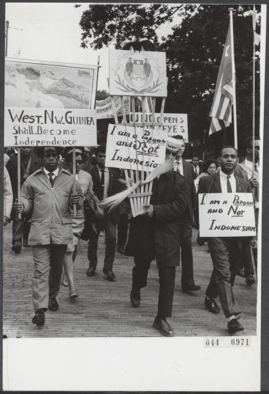 Demonstraties Nieuw Guinea 1965. Collectie Nationaal Archief, Den Haag Fotograaf onbekend